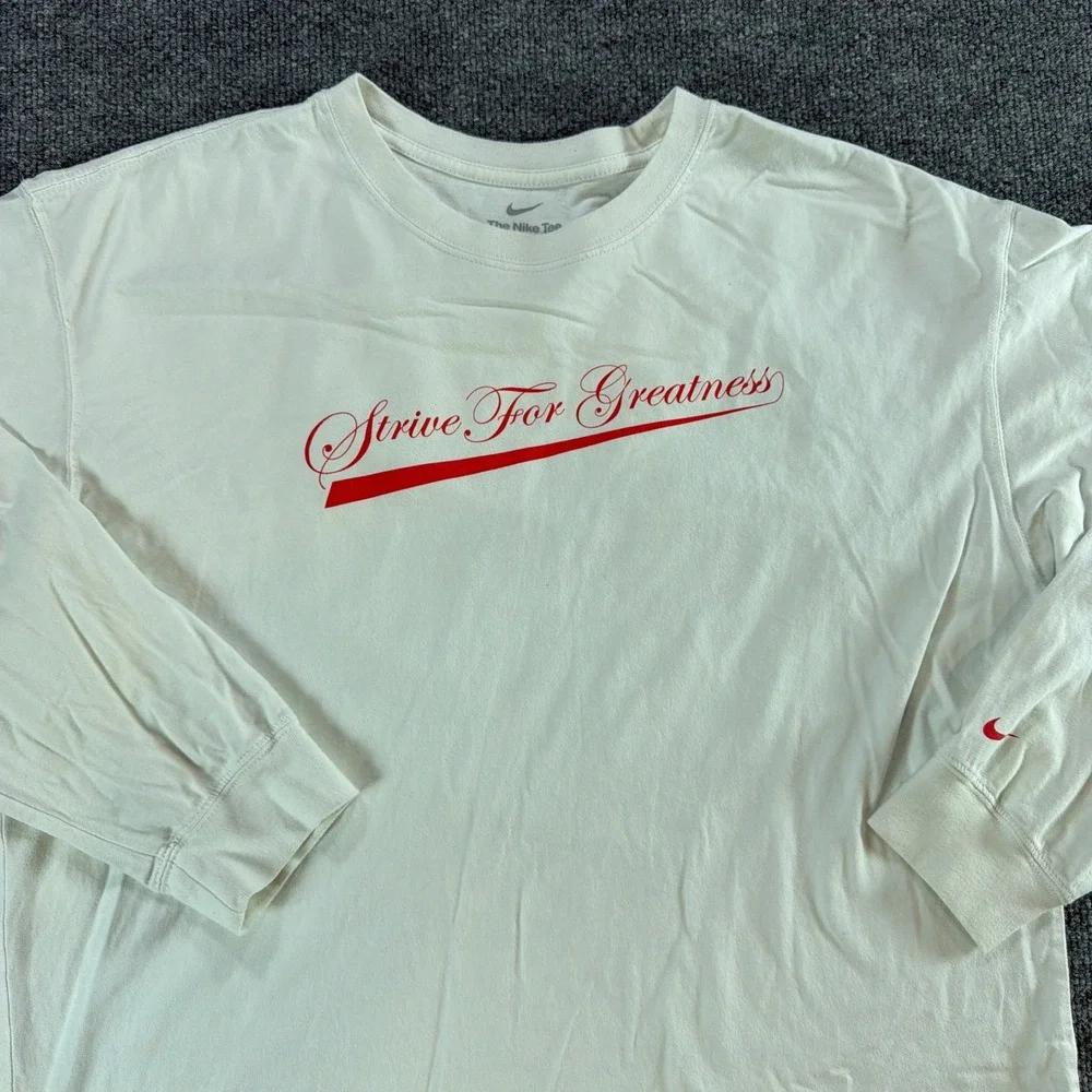 Nike LeBron James Strive For Greatness Long Sleeve Shirt White Mens Lg Loose Fit